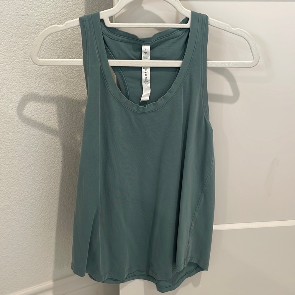 Lululemon Love Tank size 6